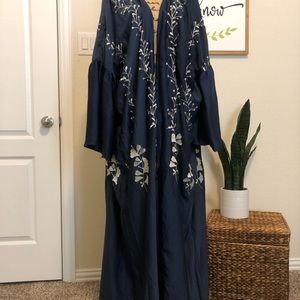 Kimono or Rob Blue with Flower Details & Flare Sleeves